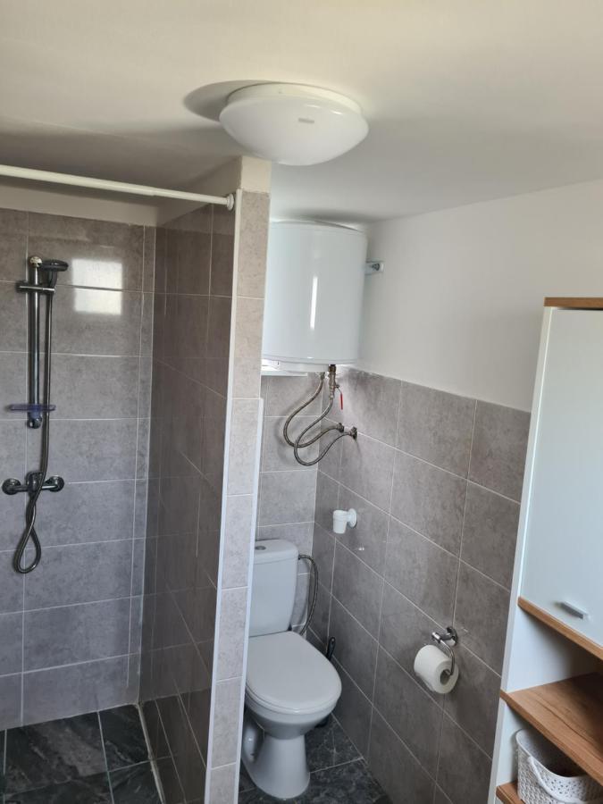 Melanie Apartman Velky Meder Exterior photo